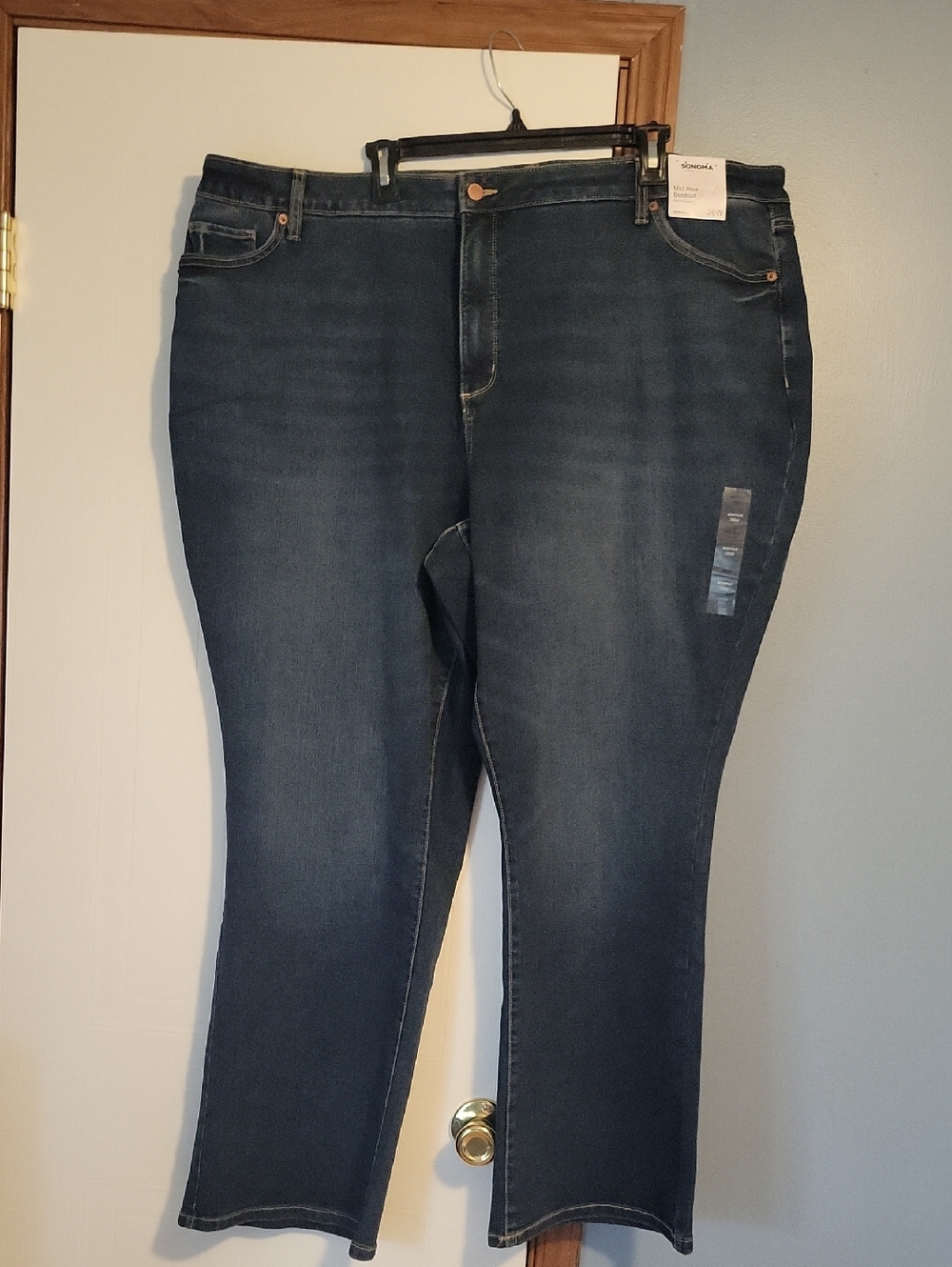 🆕️ Sonoma Woman's Dark Blue  Mid rise Bootcut Jeans Size 26W